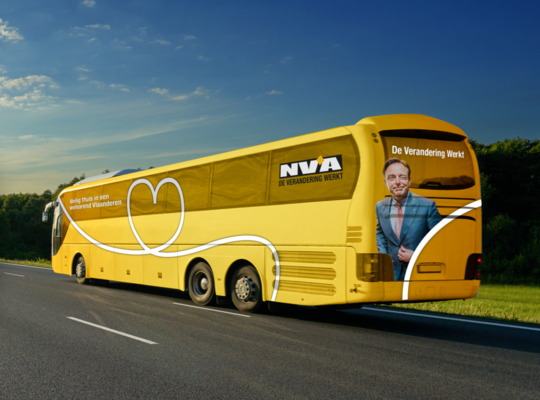 Bustour Mechelen met Bart De Wever