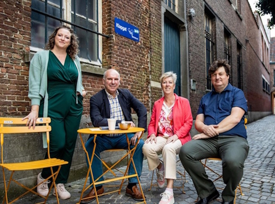 N-VA Mechelen luistert: maak kennis via de klapstoelactie! N-Va Mechelen luistert: maak kennis via de klapstoelactie!