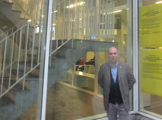 Marc Hendrickx aan het Huis van de Mechelaar